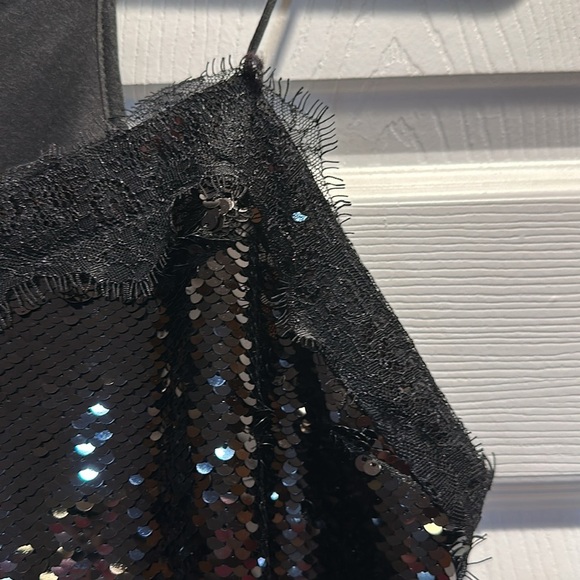 NWT! Nine West Black Sequin Lace Trim Racerback Cami Tank Top L - Picture 7 of 10
